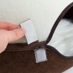 Canadian Cat Company Filz Katzennest Braun/ Beige -Catit Verkaufsgeschäft 6ca7d1ac525021d9cafd1e373edf7635015f2295 1286721 de DE 0b70d700ed90214f1702ad9b889f723e21f4f6f9EbGqn9