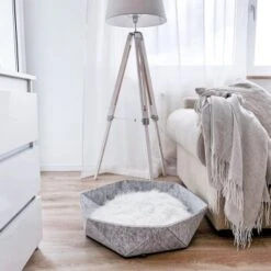 Canadian Cat Company Filz-Katzenkorb Zoey Hellgrau -Catit Verkaufsgeschäft c8493d272843445e66793e48c37a897ebf526d6f 1360974 de DE efaf4fc612d9d0f046698d737467a409a70107a5GBcoml